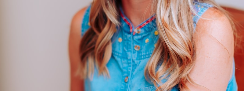 巴西与英格兰足球风格对比分析示意图